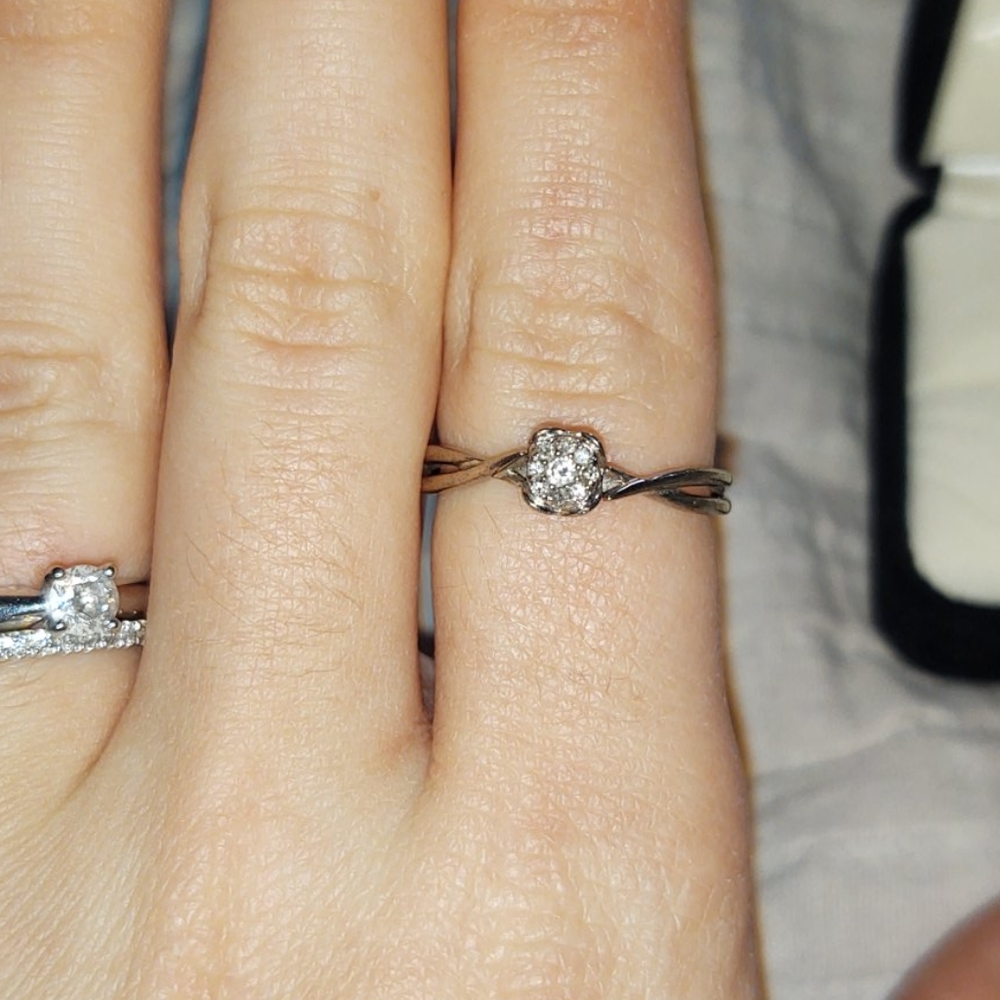 Promise ring - Picture 3 of 3
